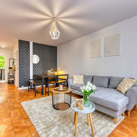 Familial Et Cozy - Wifi - Espace Travail- Parking *