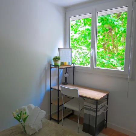 Familial Et Cozy - Wifi - Espace Travail- Parking