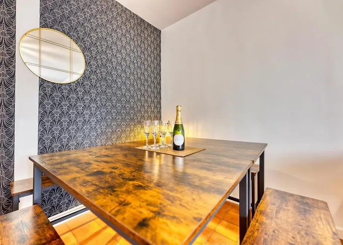 Lejlighed Familial Et Cozy - Wifi - Espace Travail- Parking *