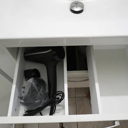 Apartman Familial Et Cozy - Wifi - Espace Travail- Parking
