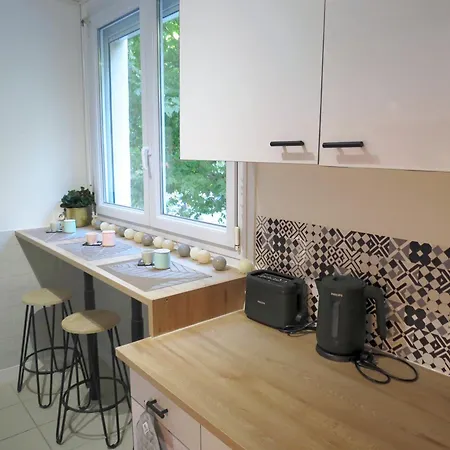 Apartman Familial Et Cozy - Wifi - Espace Travail- Parking Mérignac